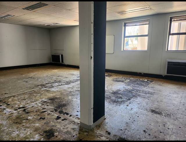 737M² OFFICE TO LET IN RANDJESPARK
